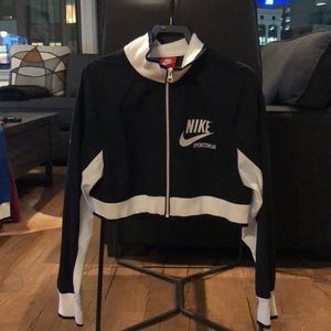 Nike Cropped Track Jacket